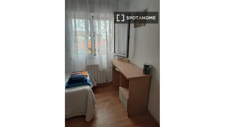 Habitación 104 m², Santander