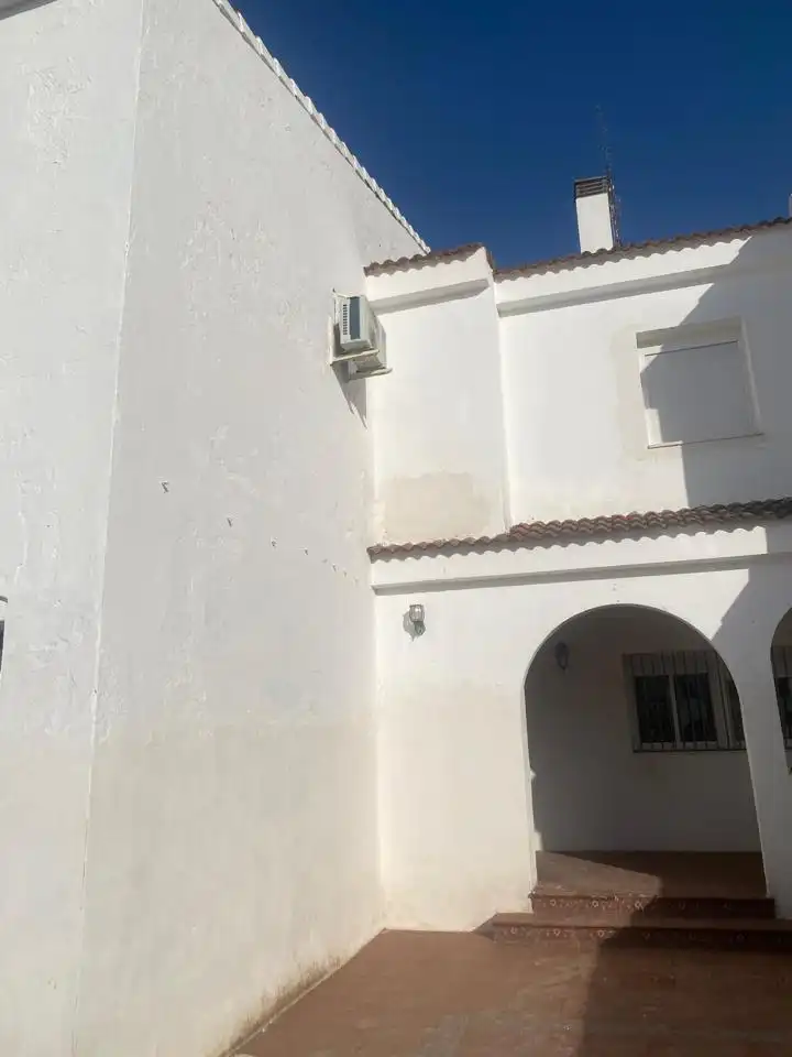 Pis de 110 m² a Dos Hermanas
