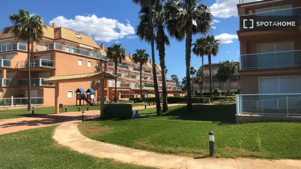 Habitación 106 m², Dénia