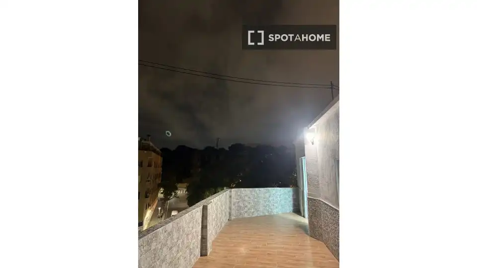 Habitación 90 m², Alicante