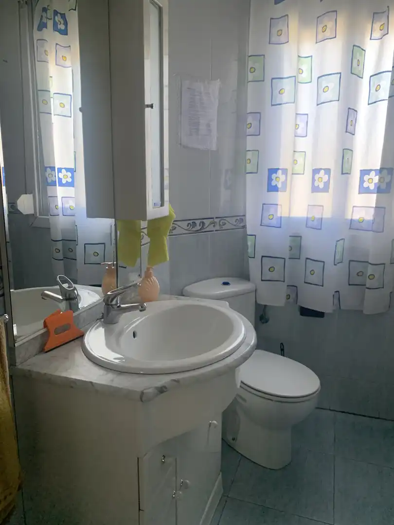 Habitación 8 m², Ourense