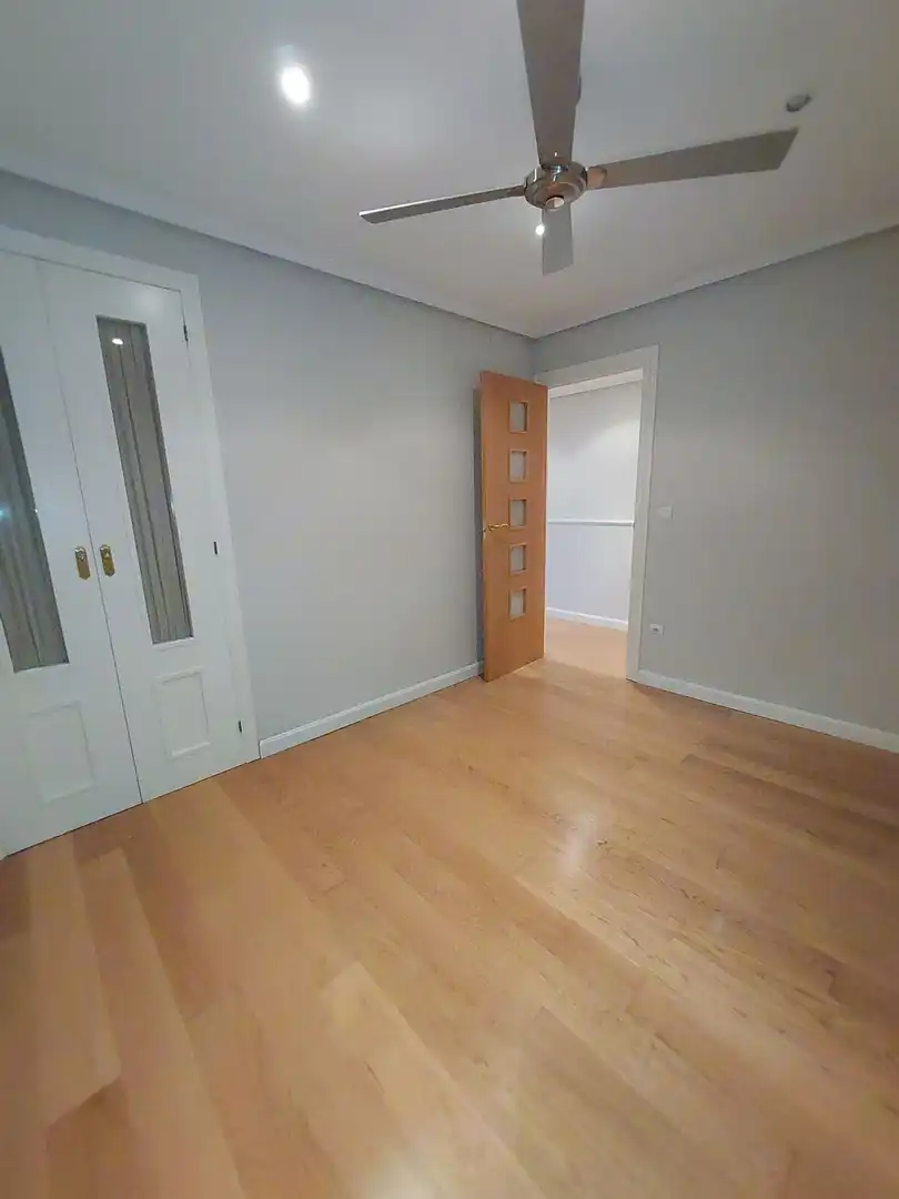 Piso de 140 m² en Zaragoza