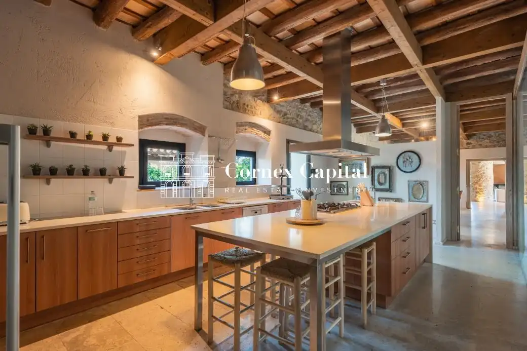 Casa de 855 m² en Pals