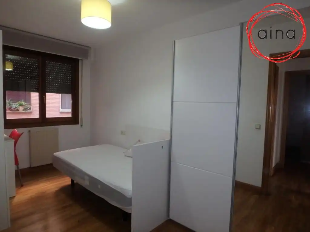 Piso de 118 m² en Pamplona