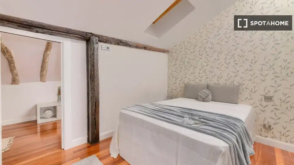 Habitación 81 m², Bilbao