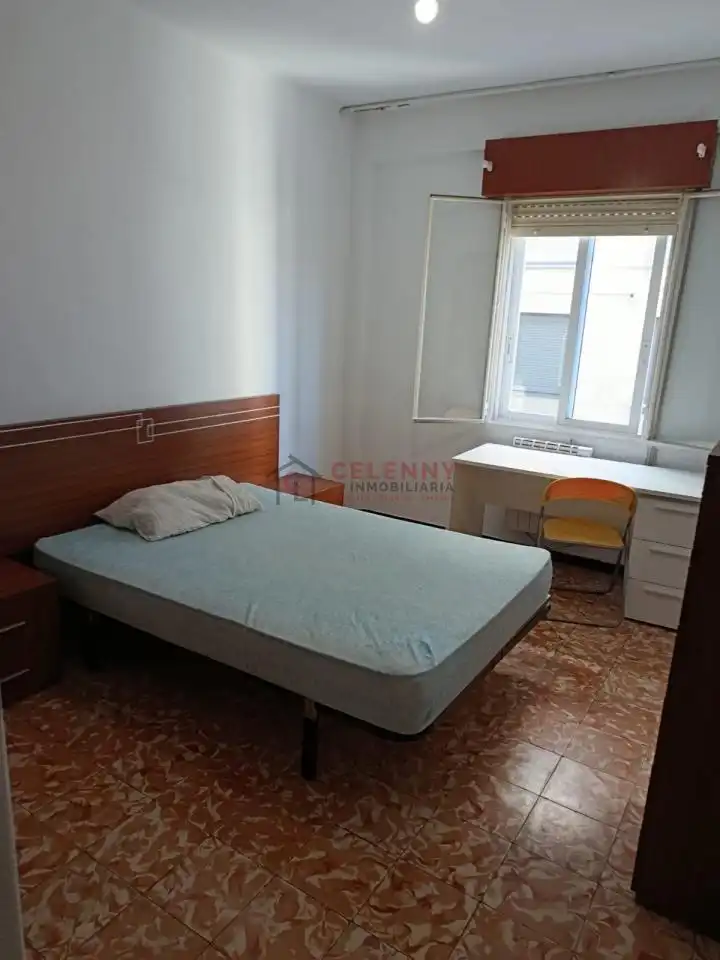 Pis de 75 m² a Ourense