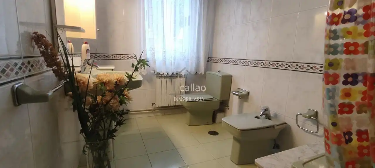 Casa de 265 m² a Mugardos