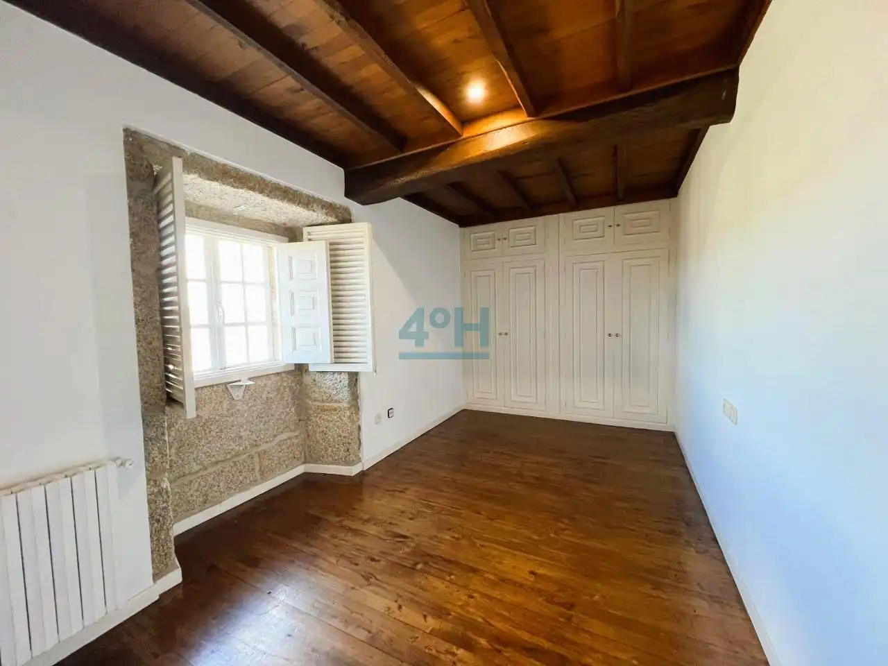 Casa de 590 m² a San Cibrao das Viñas