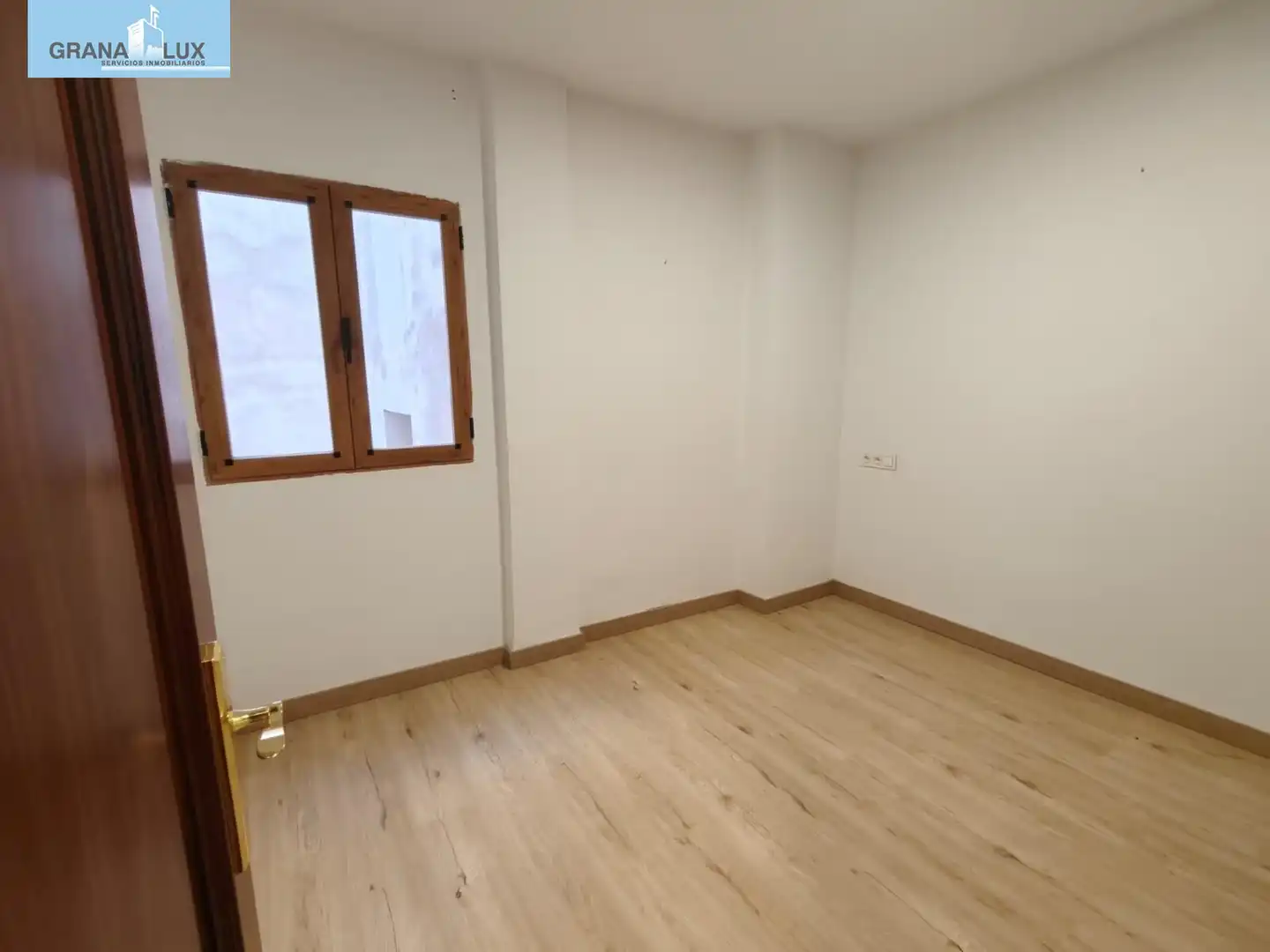 Piso de 90 m² en Granada