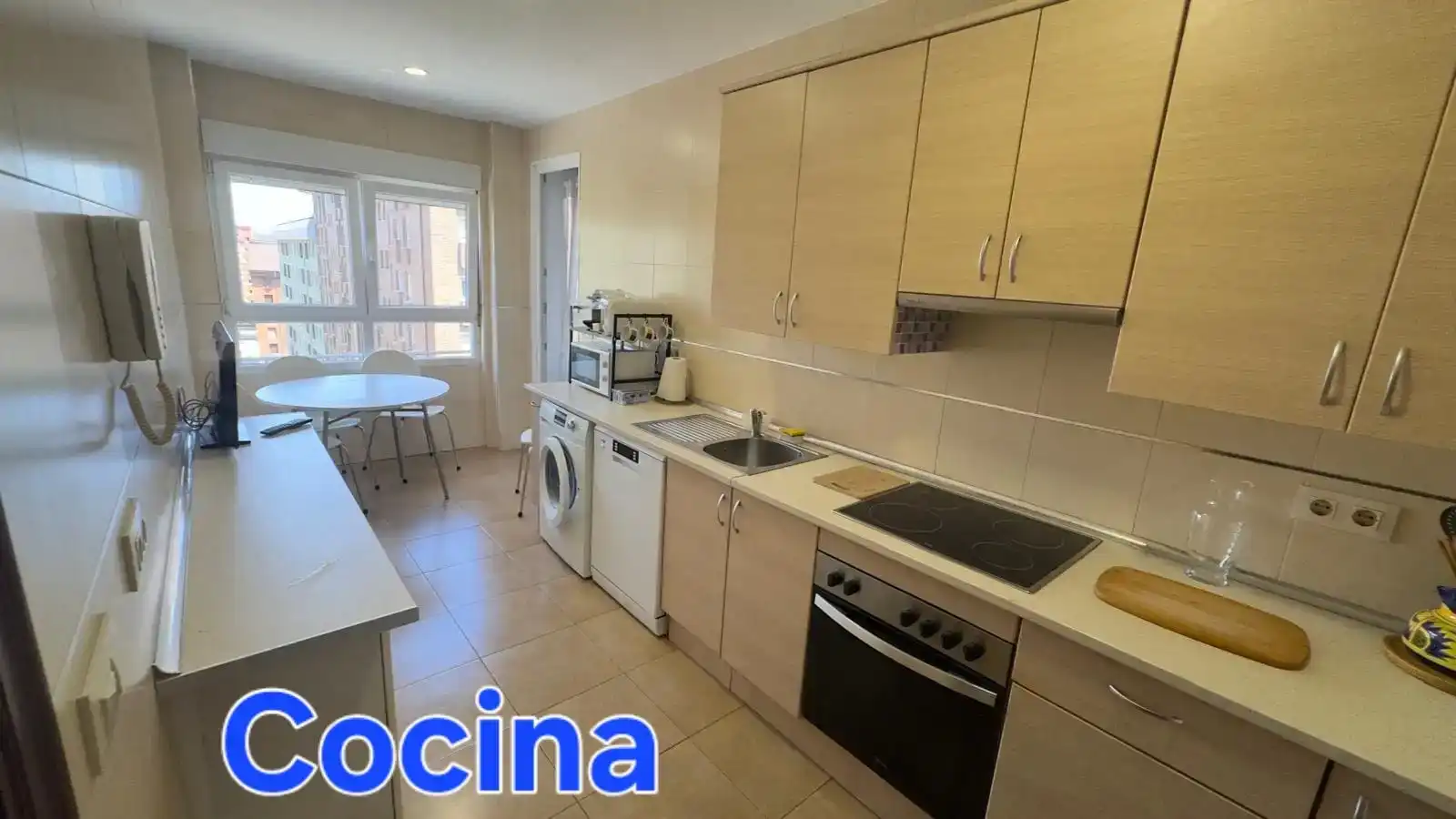 Habitación 85 m², Oviedo