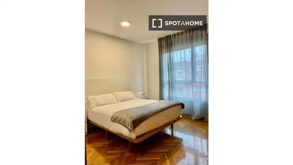 Habitación 75 m², Vigo