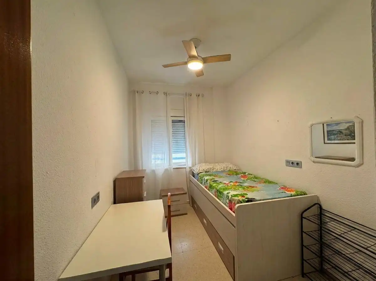 Piso de 84 m² en Cádiz
