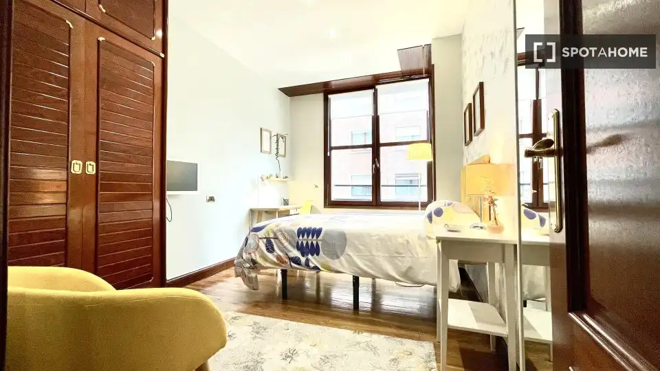 Habitación 138 m², Bilbao