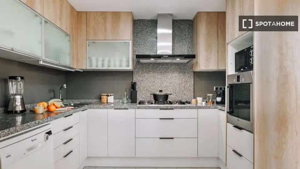 Habitación 140 m², Barcelona