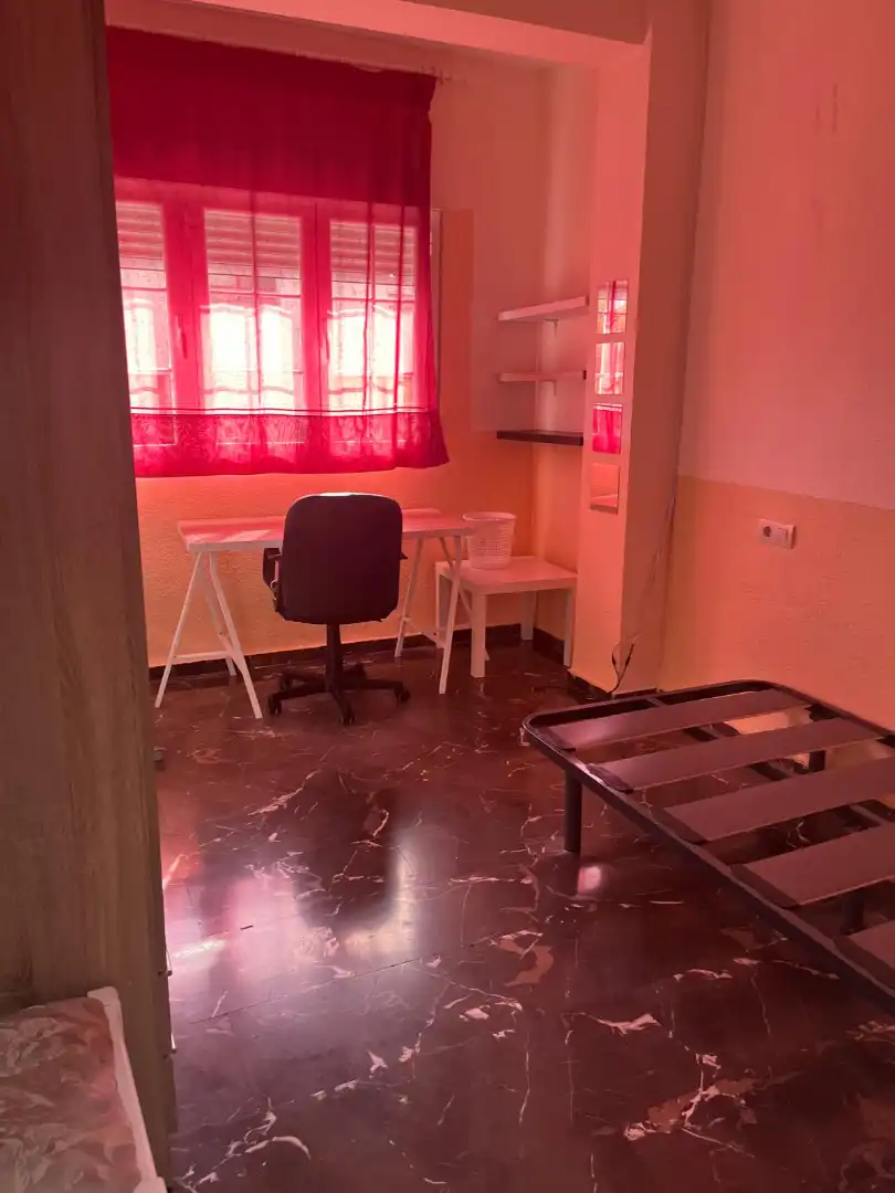 Habitación 90 m², Granada