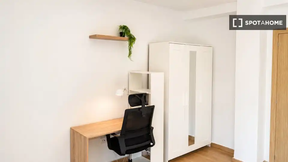 Habitación 85 m², Valencia