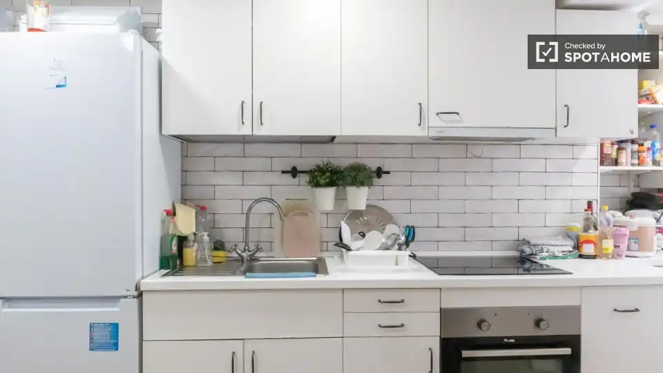 Zimmer zur Miete, Madrid