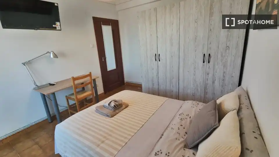 Habitación 54 m², Zaragoza