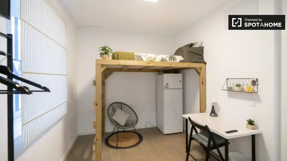 Habitació de lloguer, Torrent