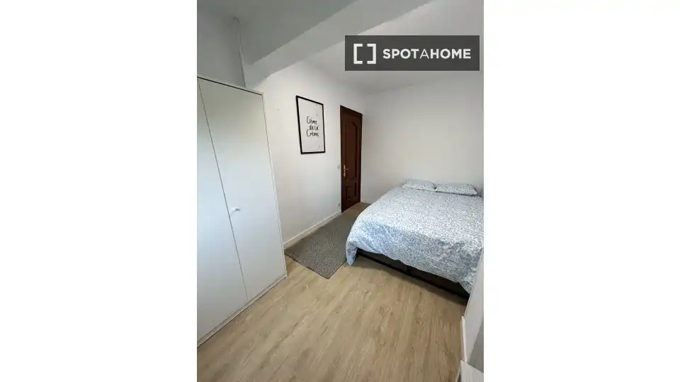 Habitación 75 m², Santander