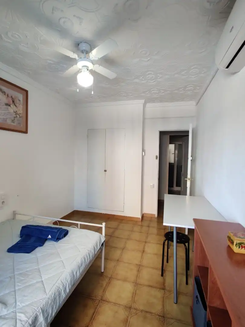 Habitación 120 m², Alicante