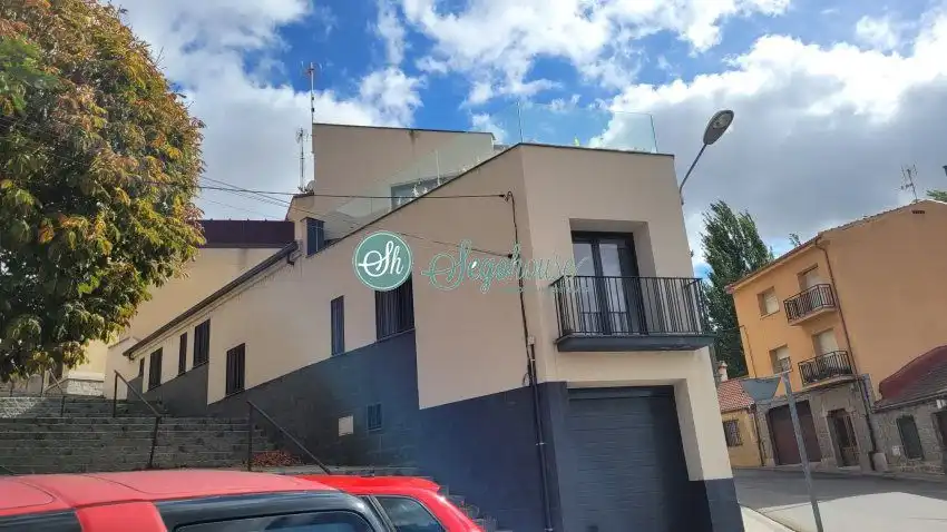 Piso de 200 m² en Segovia