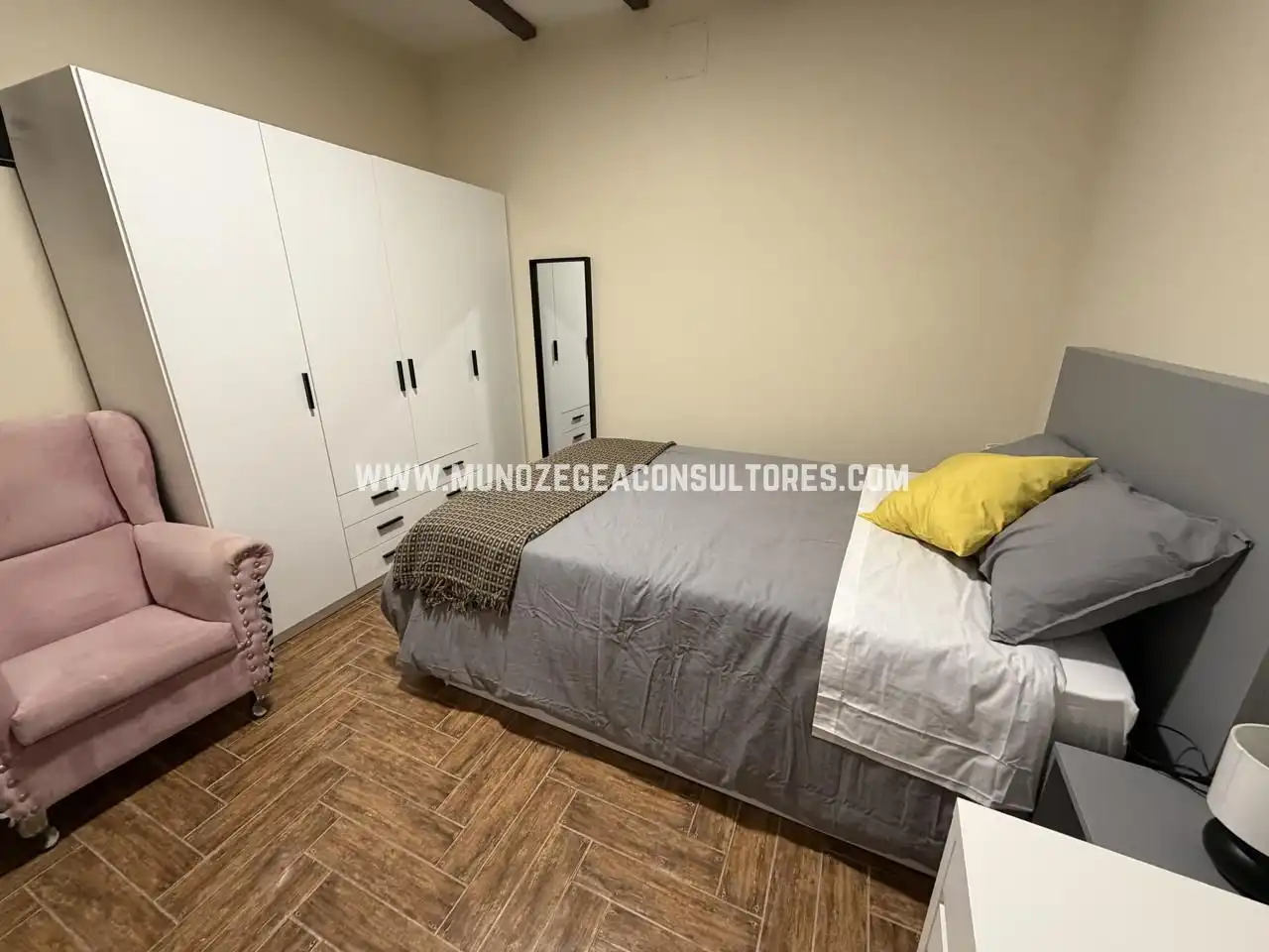 Piso de 198 m² en Lucena