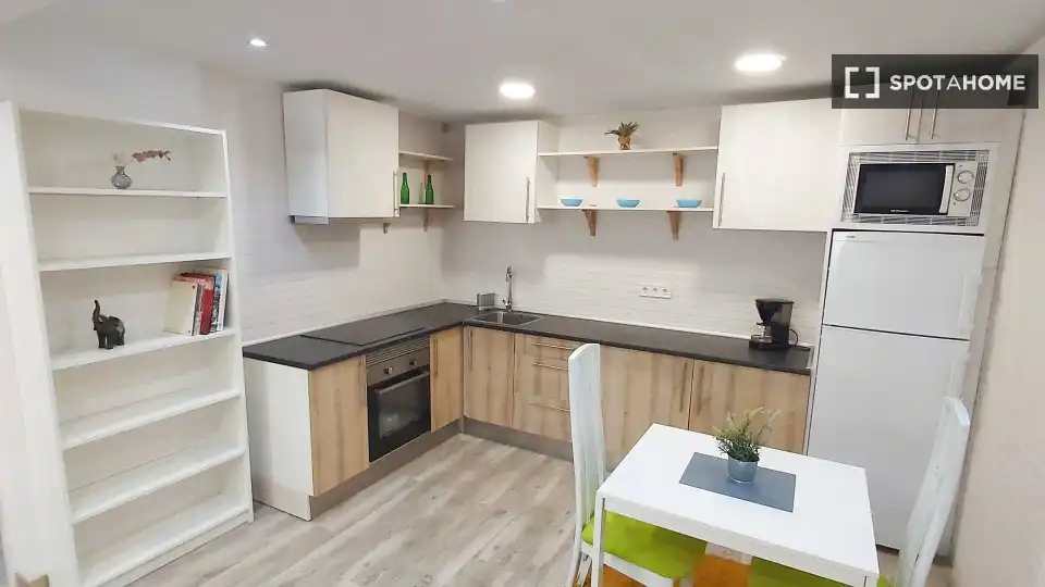 Habitación 100 m², Málaga