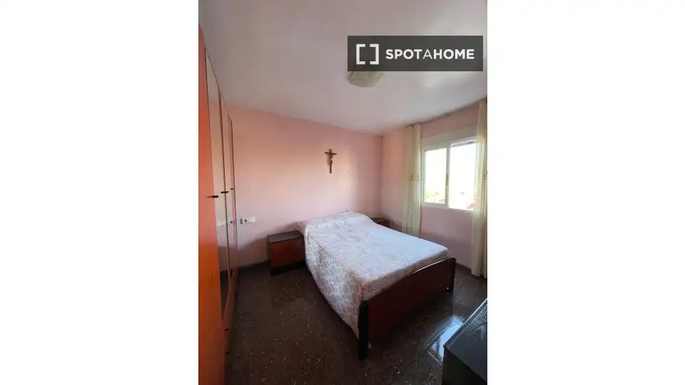 Habitación 75 m², Alicante