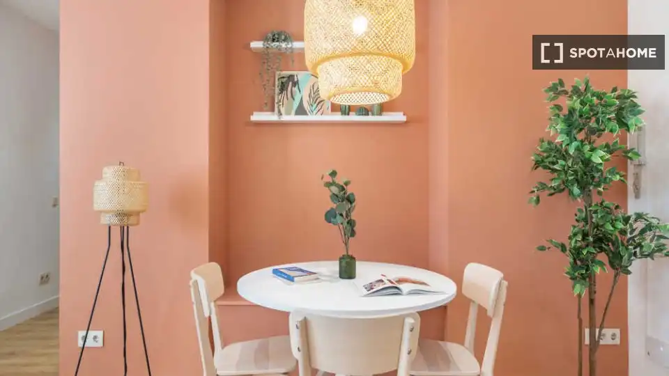 Habitació de lloguer, Madrid