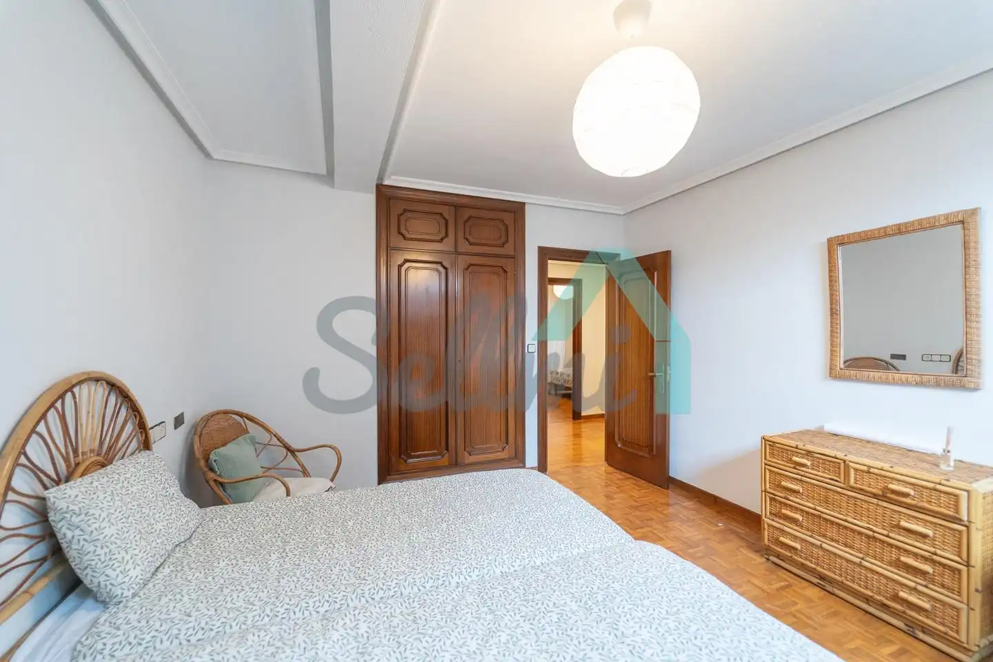 Piso de 107 m² en Oviedo