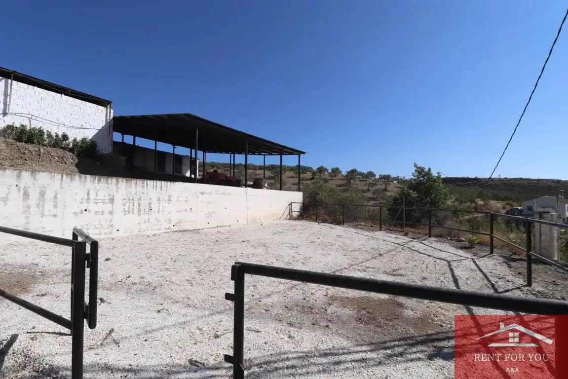 Casa de 110 m² en Alozaina