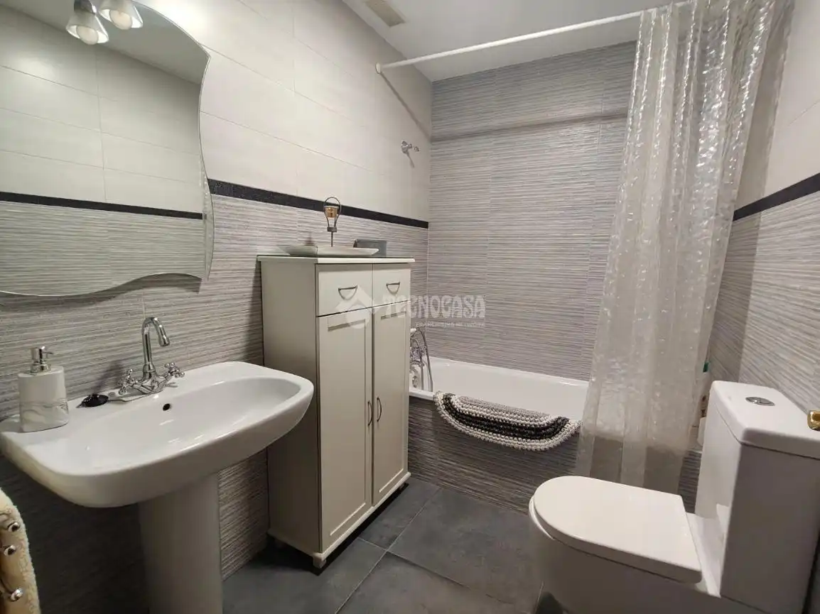 Piso de 85 m² en Huelva