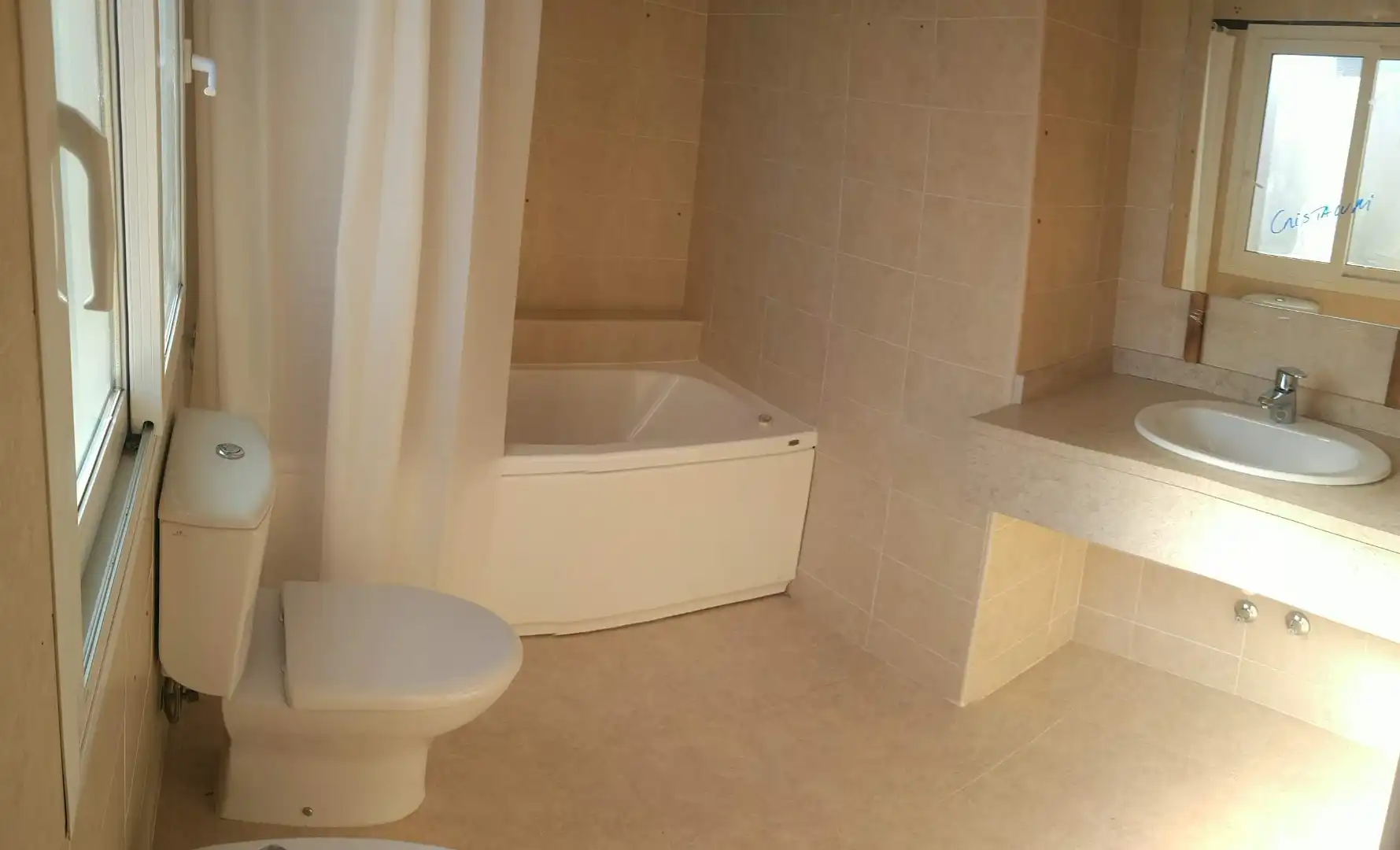 Casa de 183 m² a Los Barrios