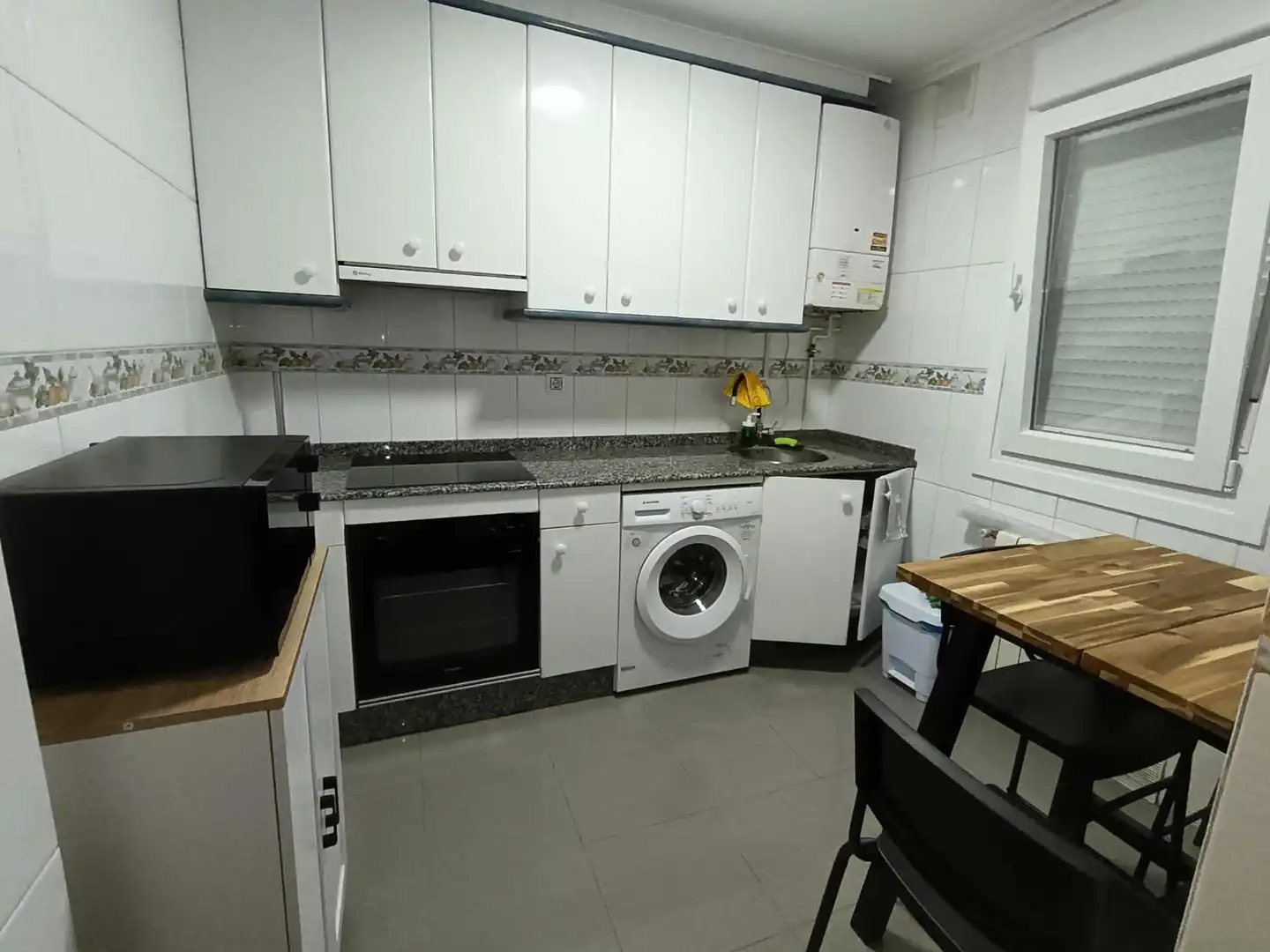 Habitación 99 m², Ourense
