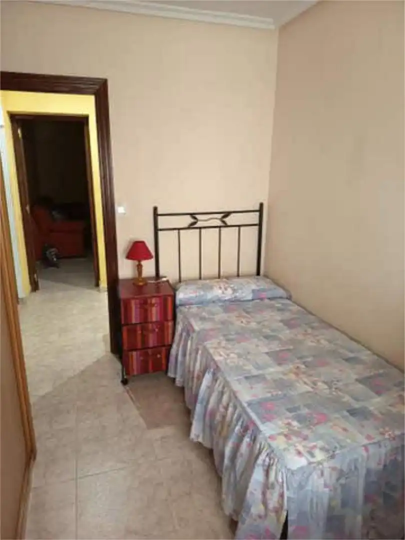 Piso de 80 m² en Cáceres