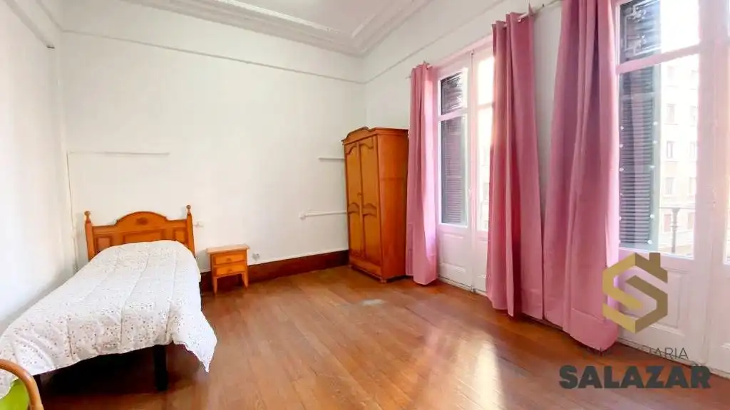 Piso de 190 m² en Bilbao