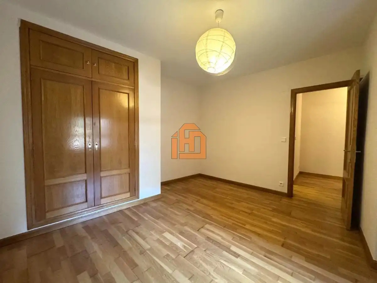 Pis de 61 m² a Lleó