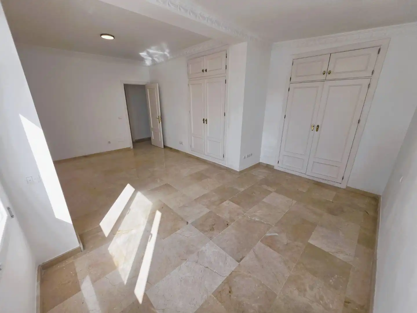 Piso de 210 m² en Marbella