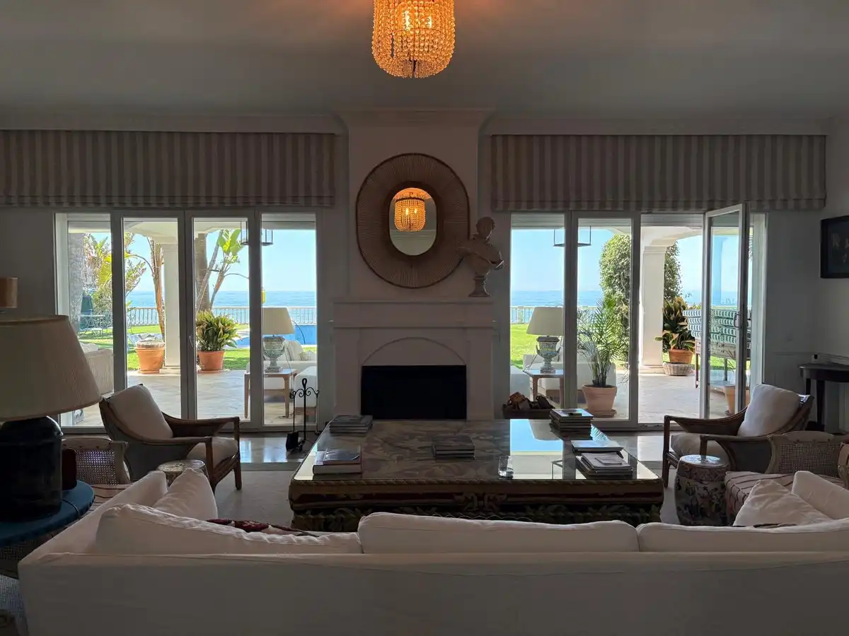 Pis de 984 m² a Estepona