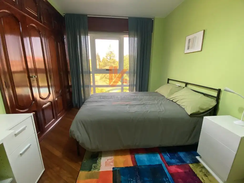 Piso de 130 m² en Santiago de Compostela