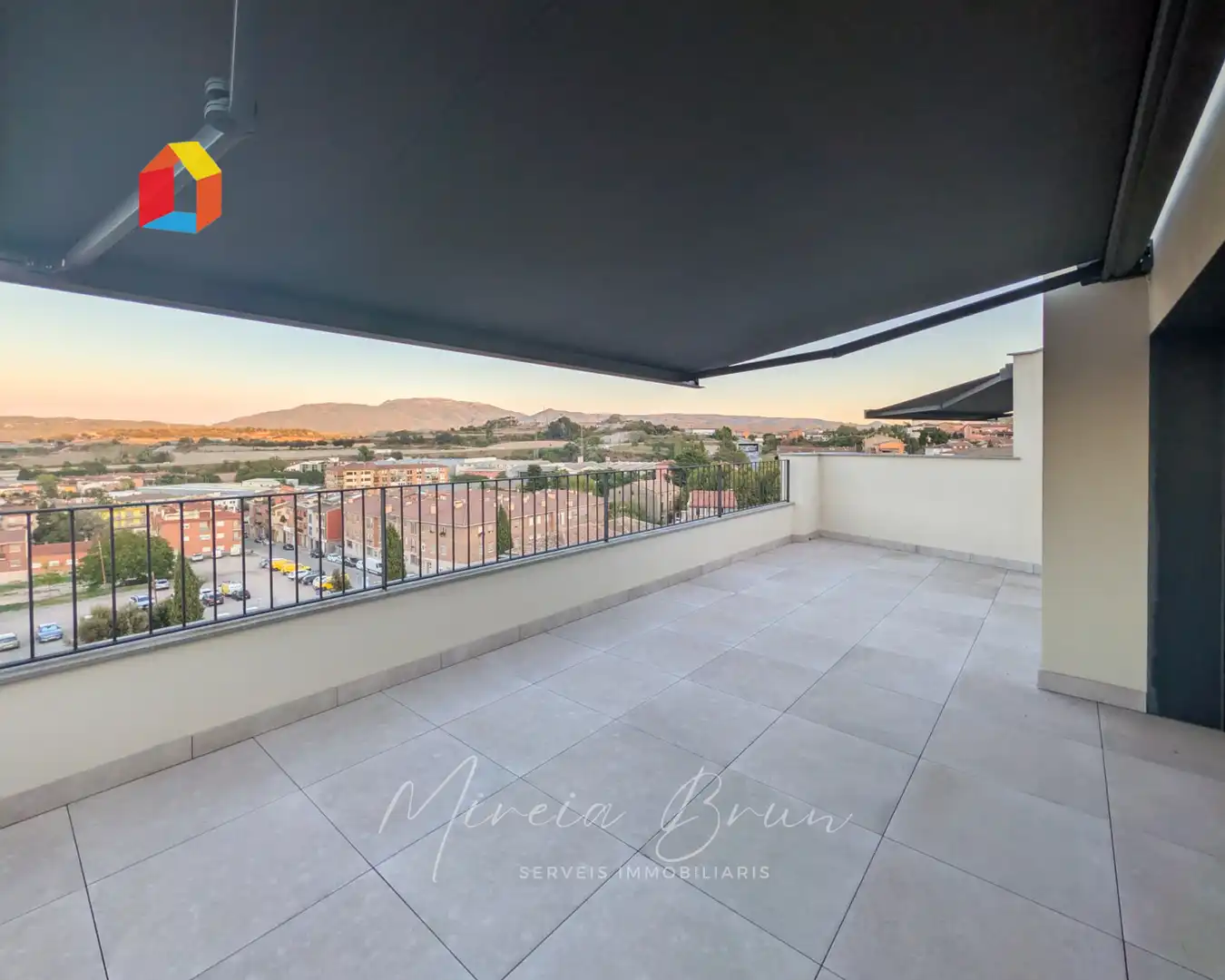 Piso de 90 m² en Tona