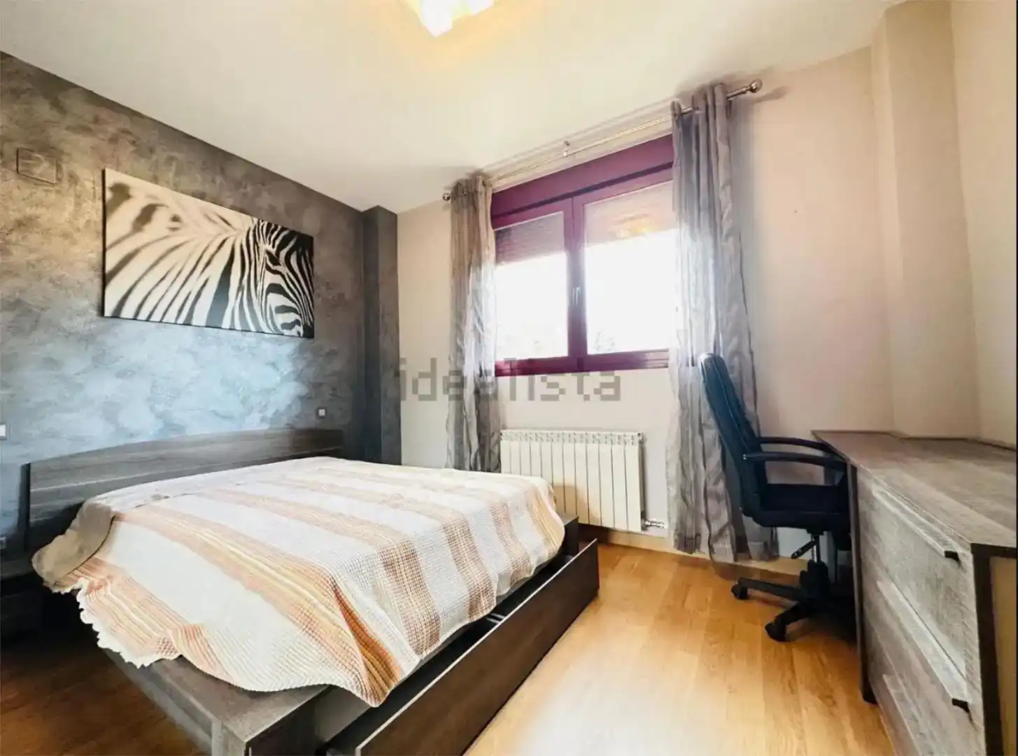 Habitación 160 m², Cadrete