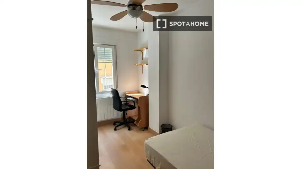 Habitación 161 m², Granada