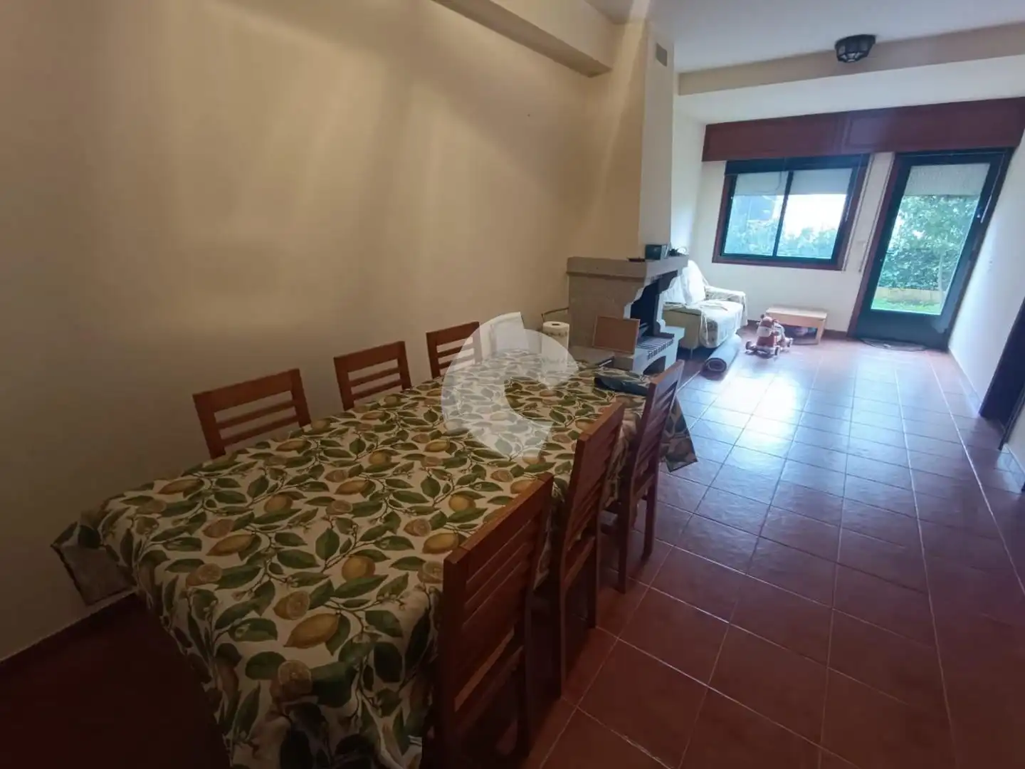 Casa de 350 m² en Ourense