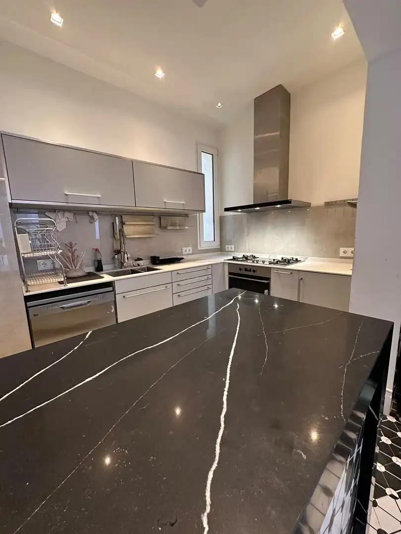 Wohnung 223 m² in Madrid