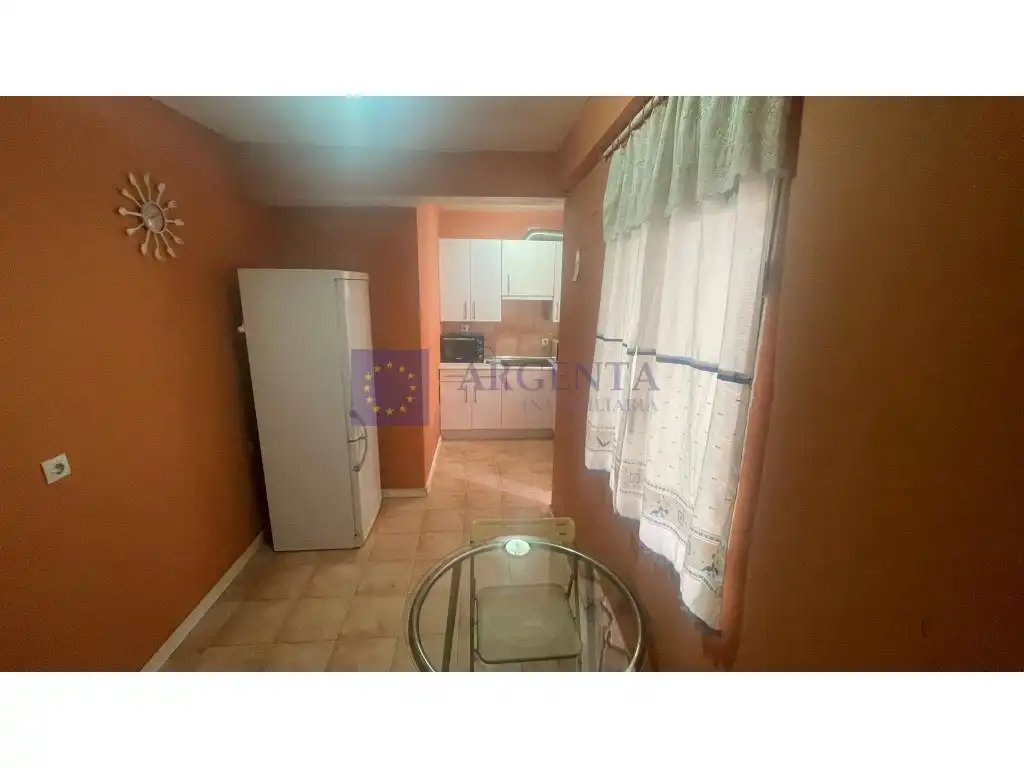 Piso de 85 m² en Cáceres
