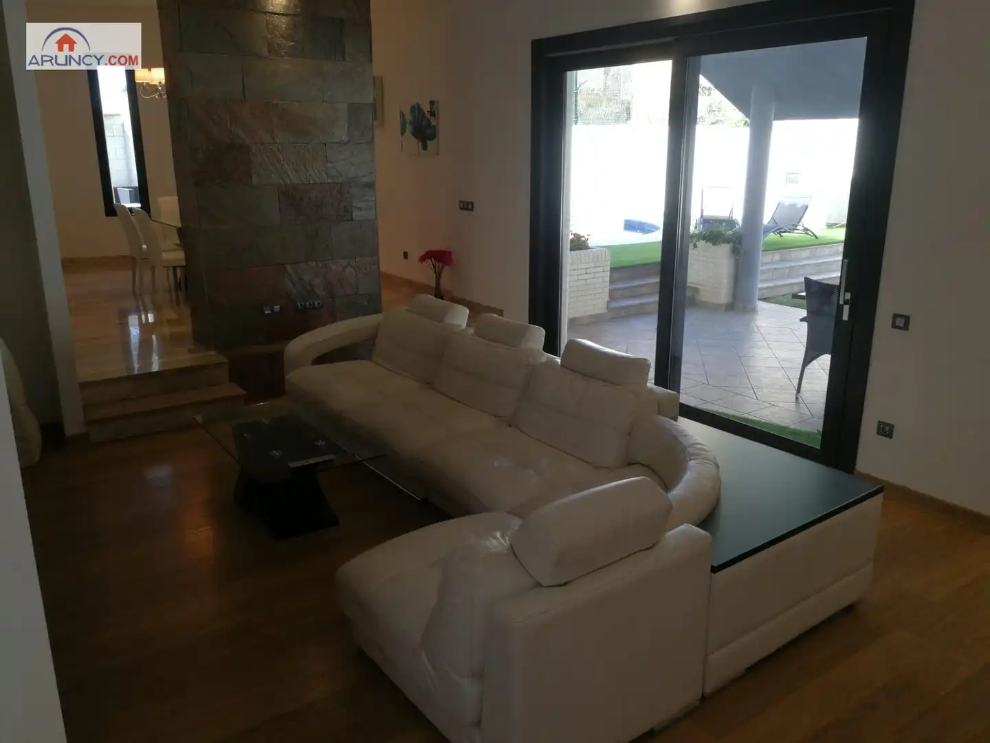 Piso de 550 m² en Dos Hermanas