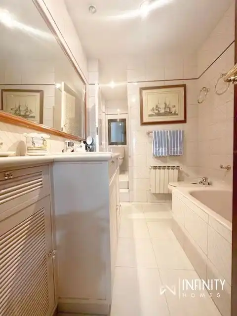 Piso de 210 m² en Bilbao