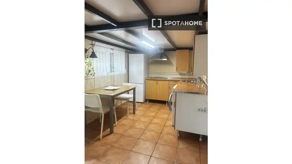 Habitación 52 m², Alicante